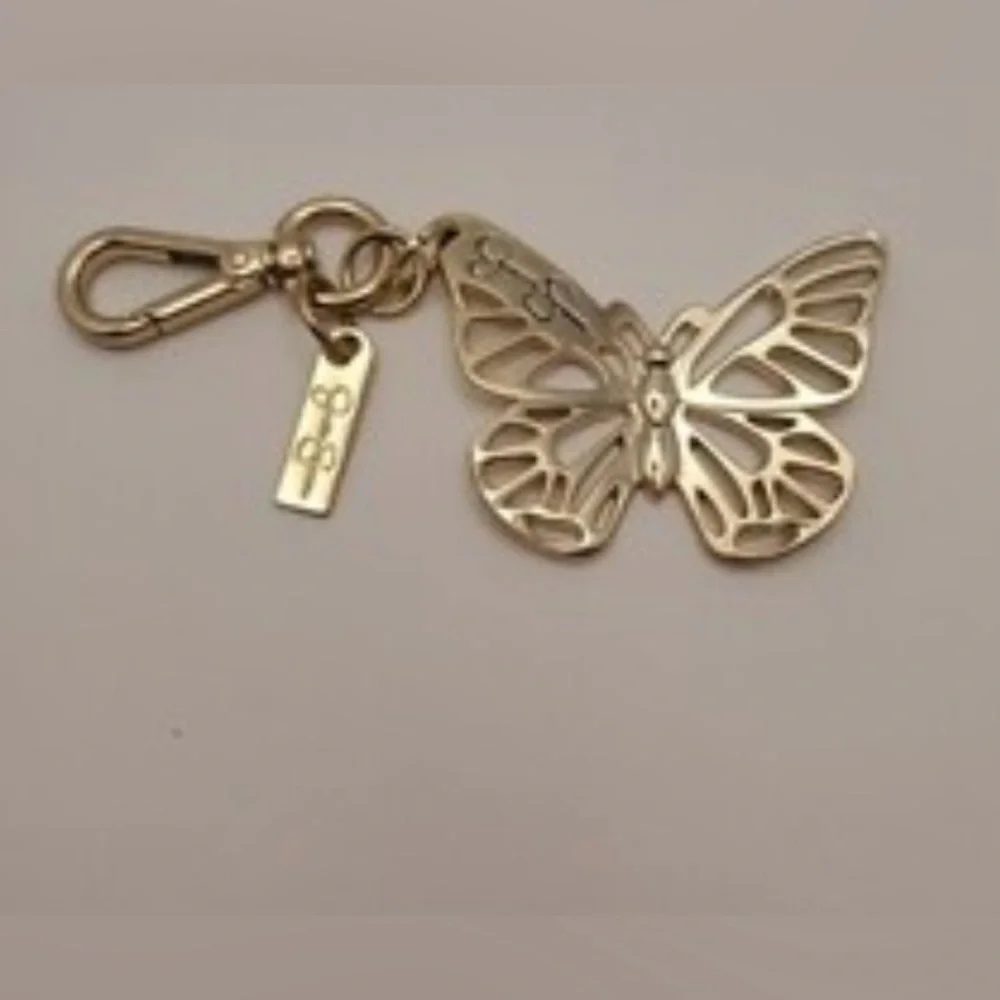 JESSCA SIMPSON Chic Silver Butterfly Key Holder🤍